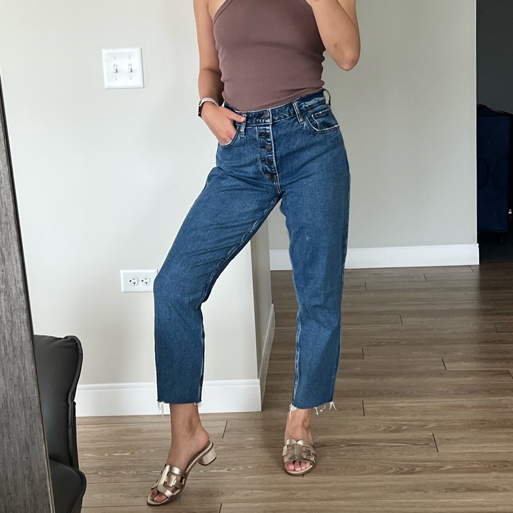 Abercrombie & Fitch Curve Love High Rise Mom Jeans